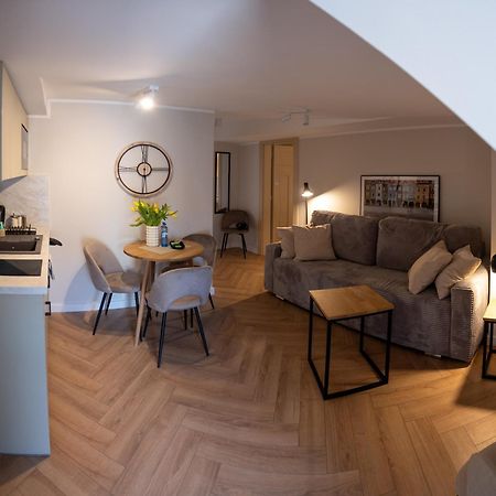 Apartamenty Drevny Kocur Poznań Exterior foto
