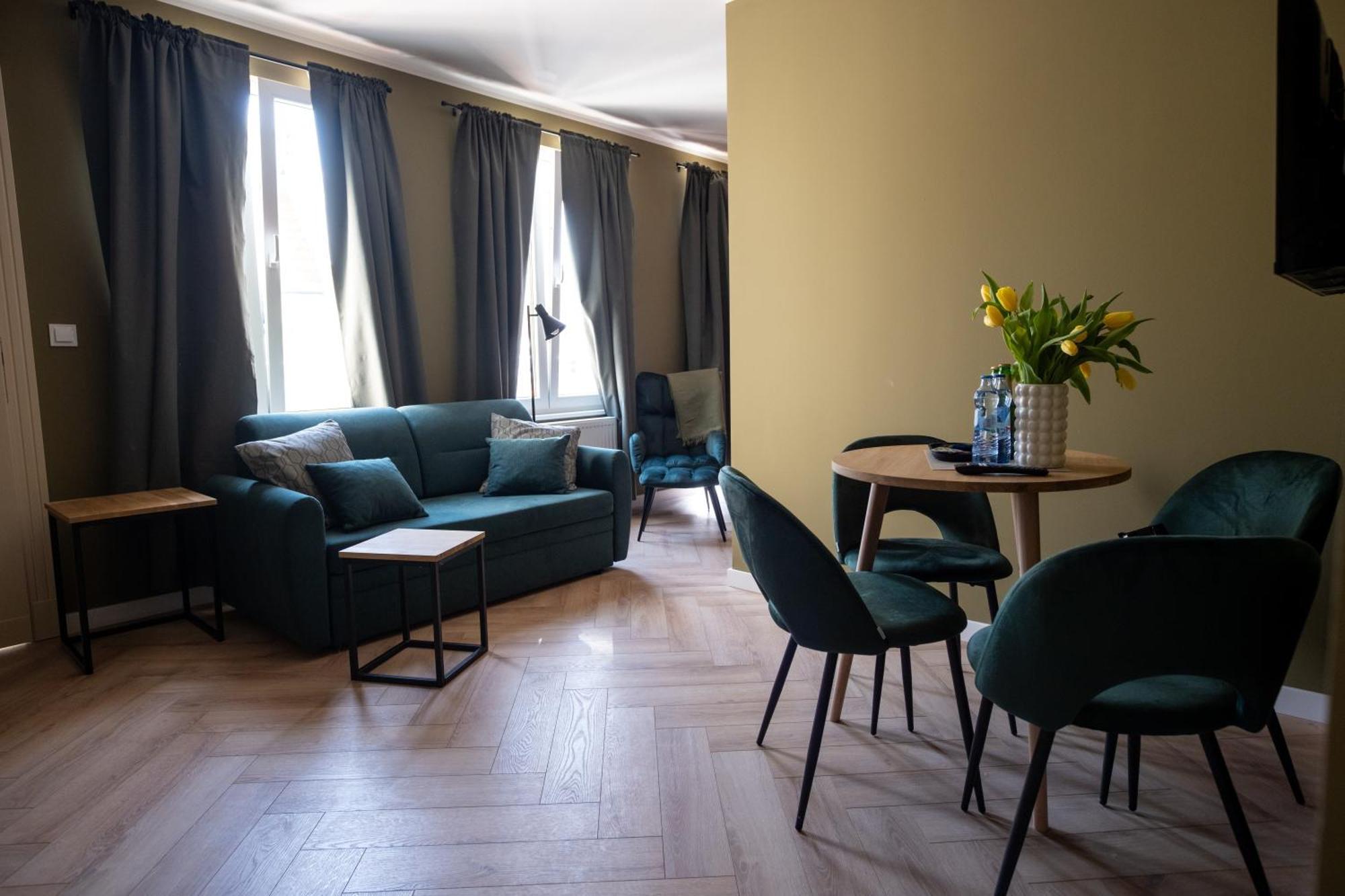 Apartamenty Drevny Kocur Poznań Exterior foto