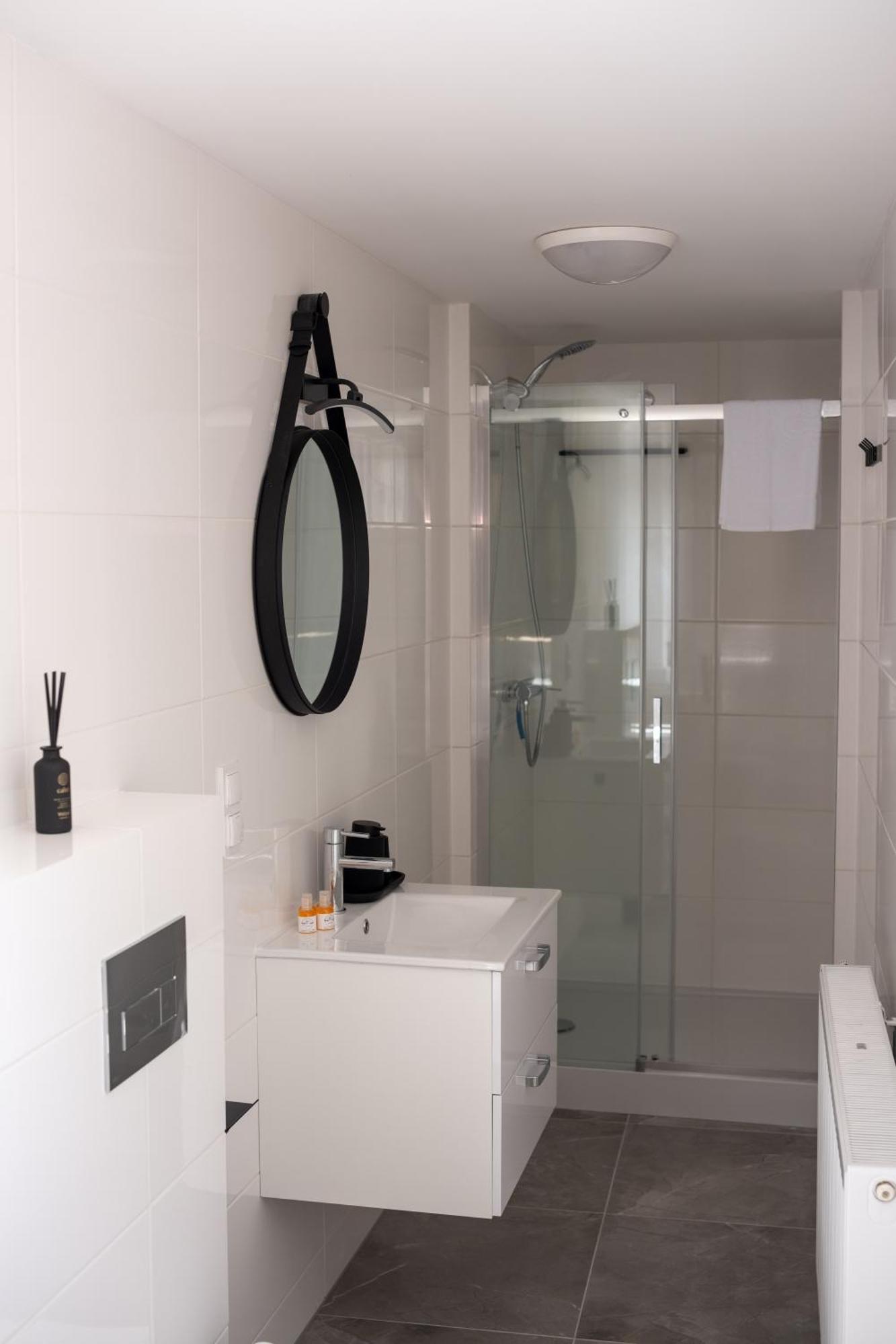 Apartamenty Drevny Kocur Poznań Exterior foto