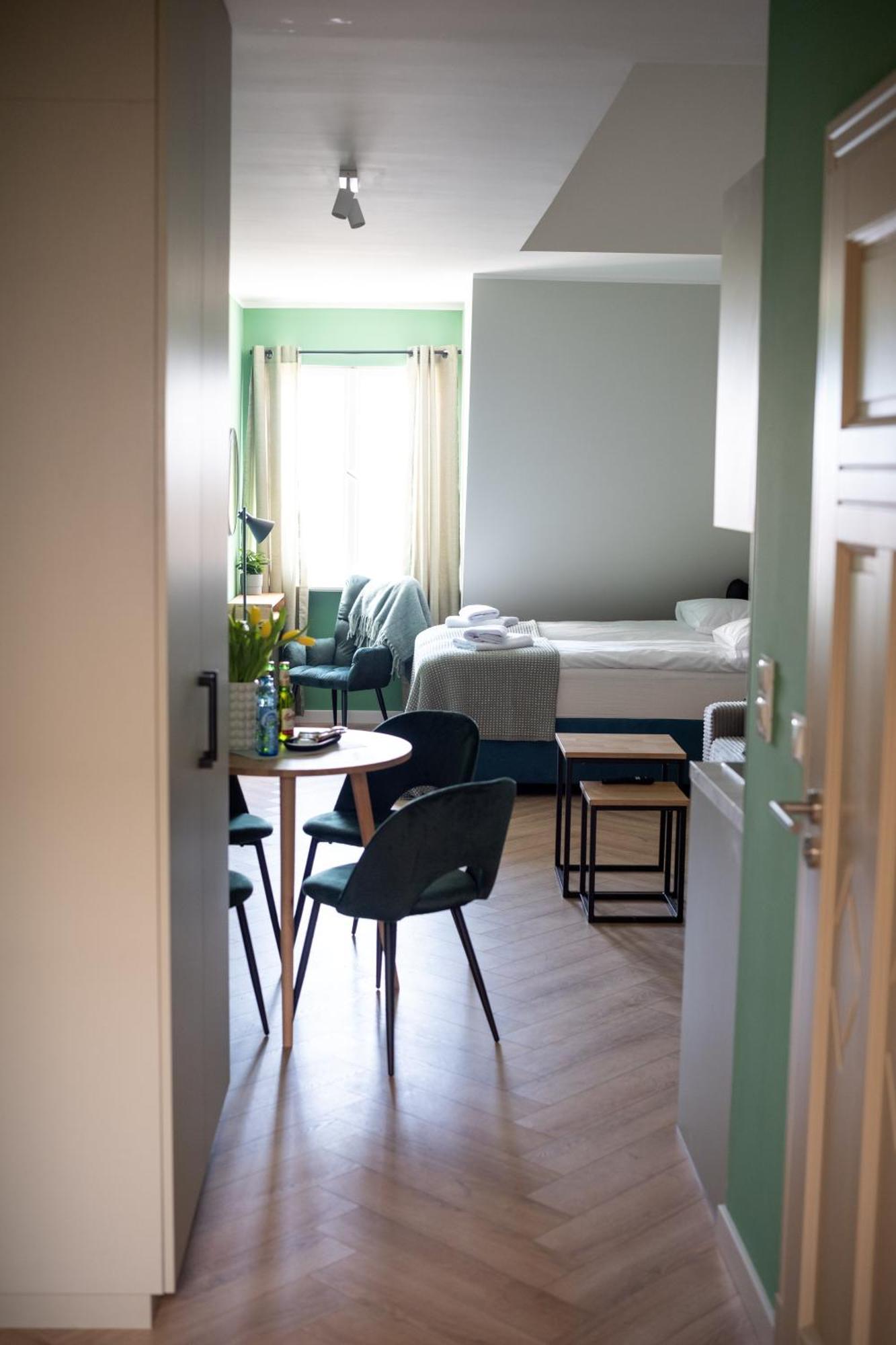 Apartamenty Drevny Kocur Poznań Exterior foto